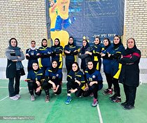 بانوان والیبالیست در لیگ دو فارس