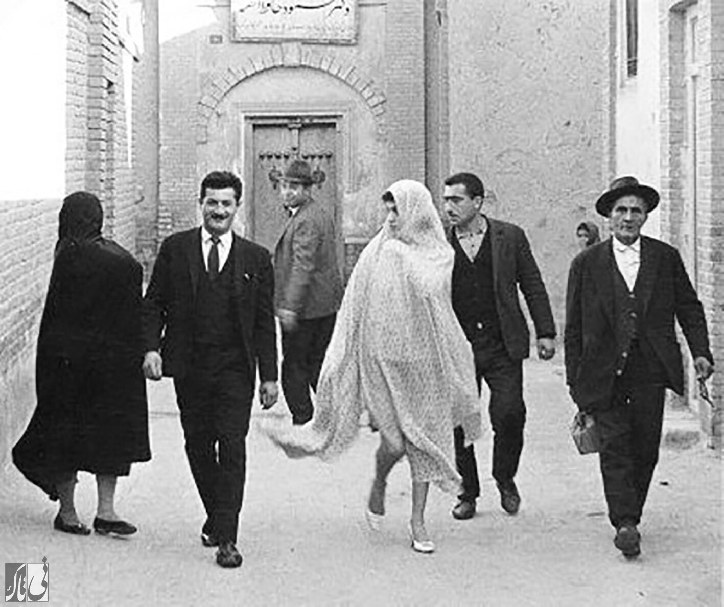 زری و فخر رازی