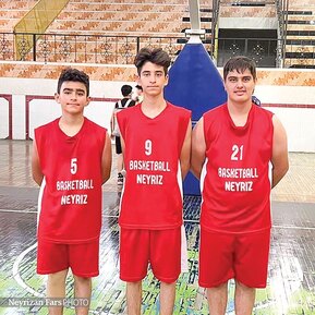 سه بسکتبالیست نی‌ریزی در انتخابی نونهالان استان