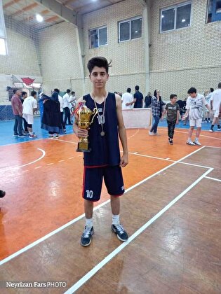 فارس با نونهال نی‌ریزی نایب قهرمان بسکتبال کشور