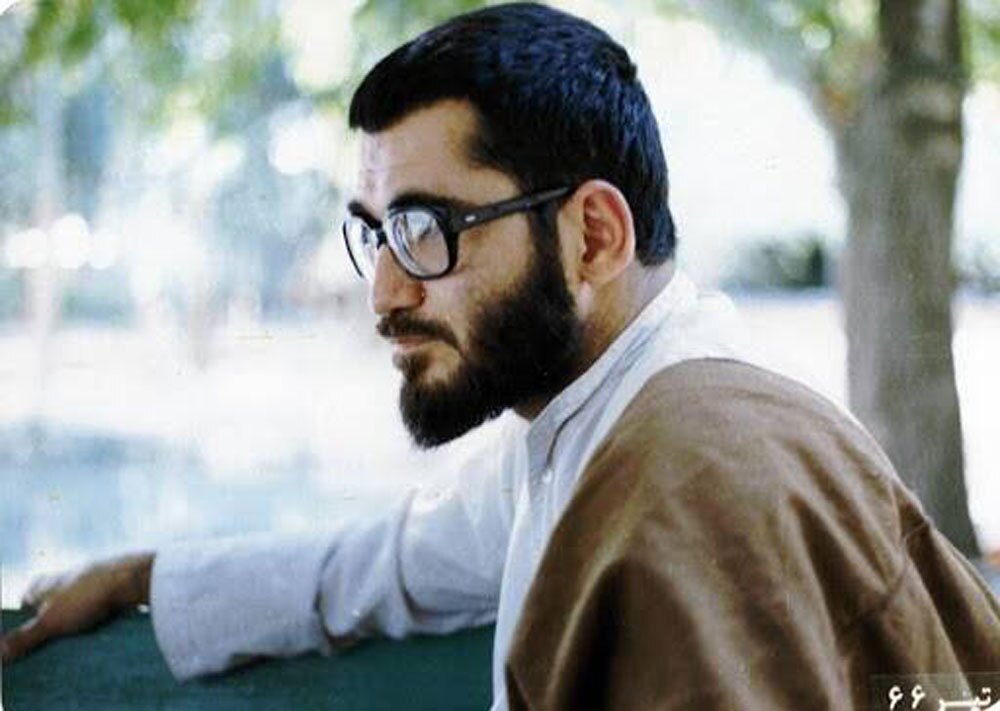 انسان را می‌سوزانند و درسش می‌دهند